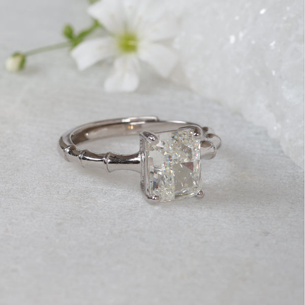 Ora Ring