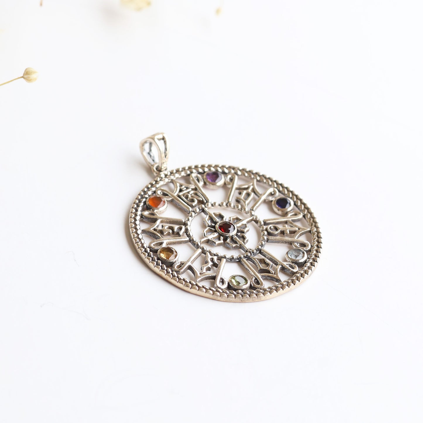 Nova Pendant