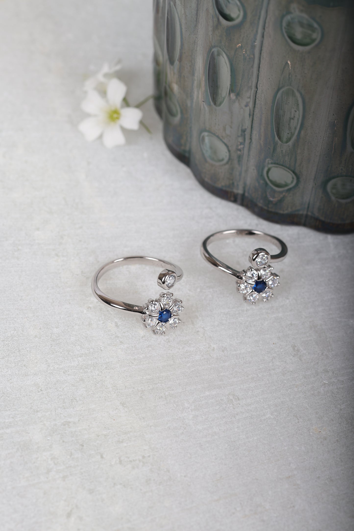 Tani Toe Ring