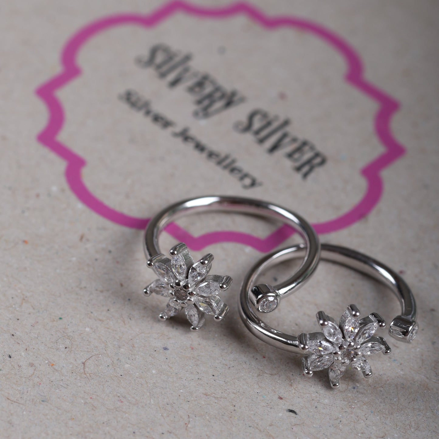 Lila Toe Ring