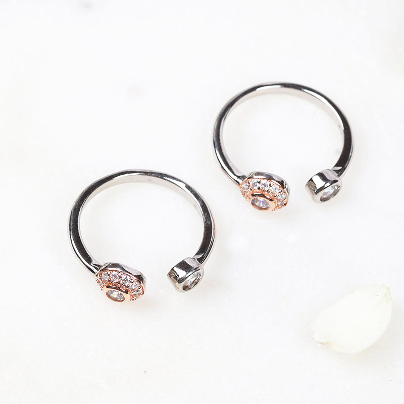 Zeenat Toe Ring