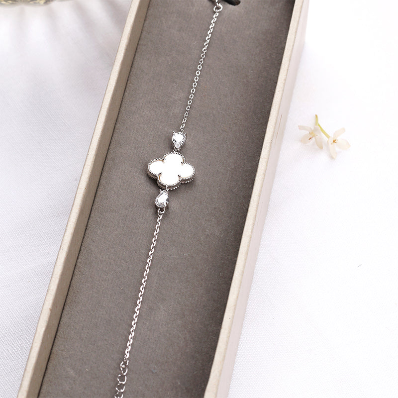 Clover Bracelet