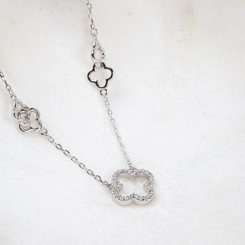Lola Necklace