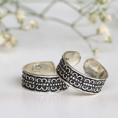 Soma Toe Ring