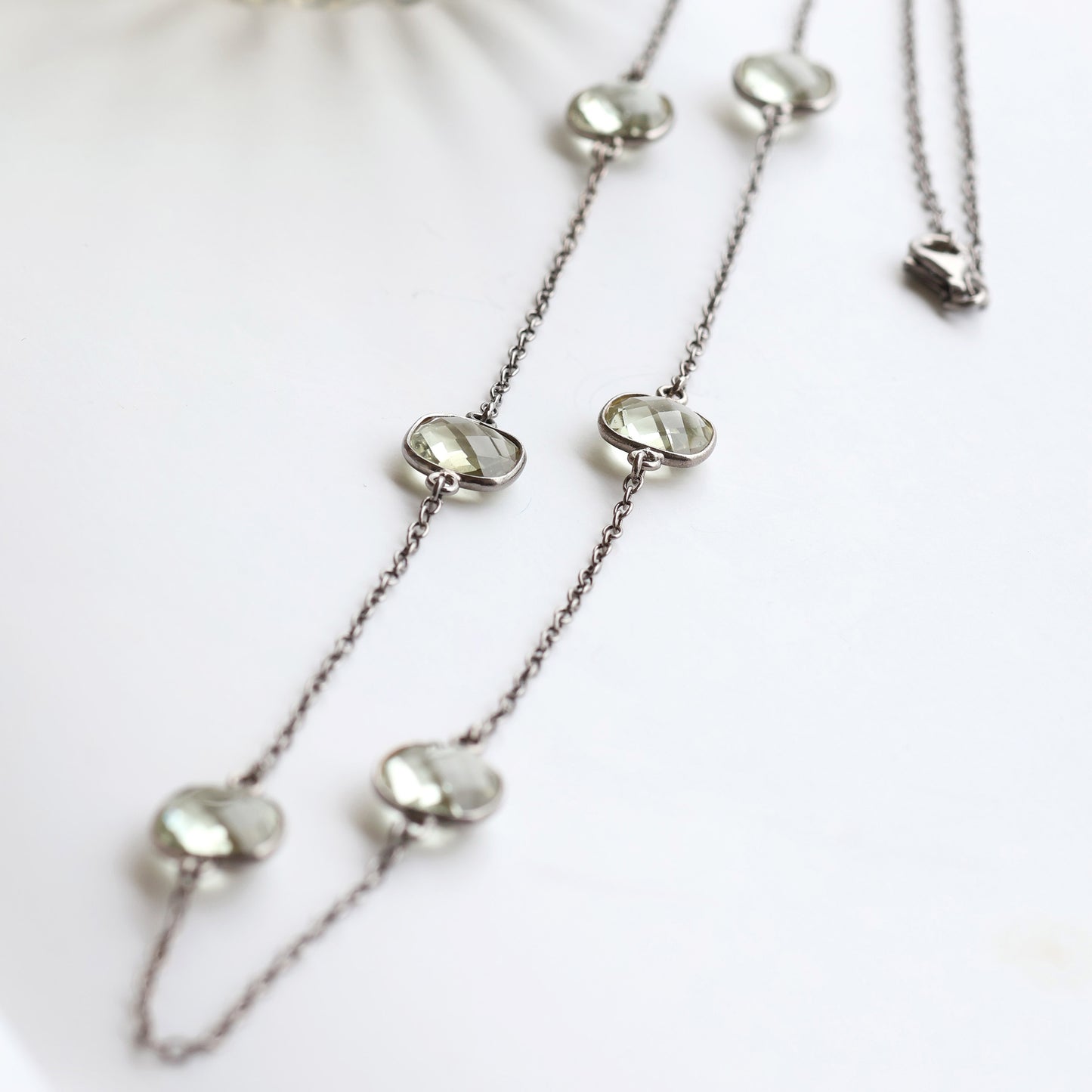 Jia Quartz Necklace