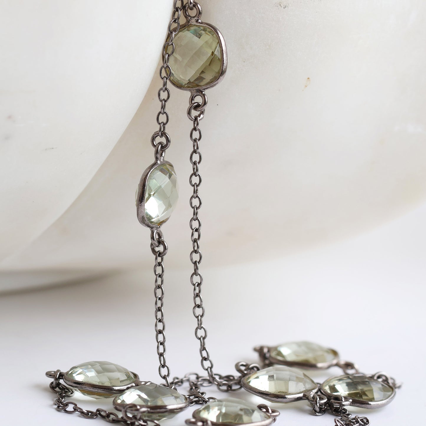 Jia Quartz Necklace