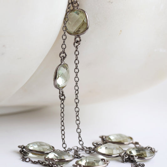 Jia Quartz Necklace
