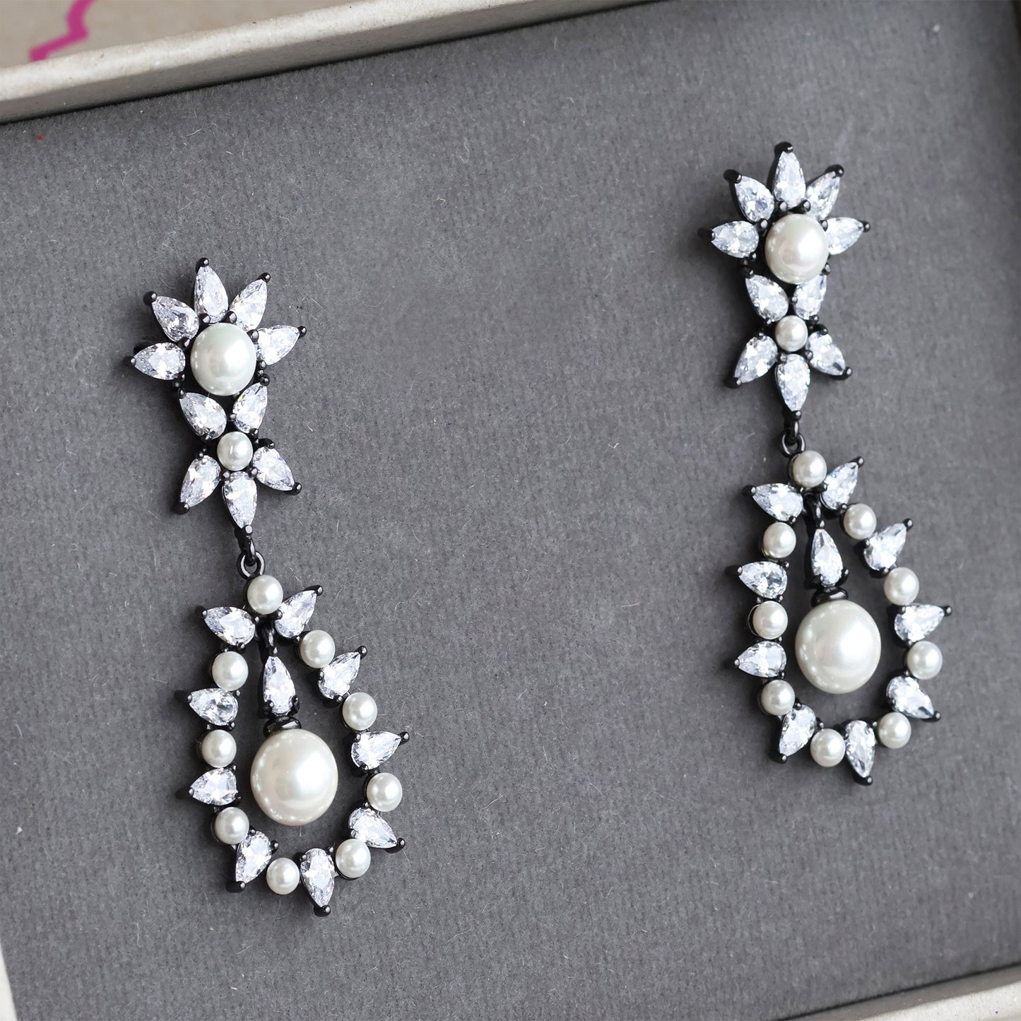 Lexi Earrings