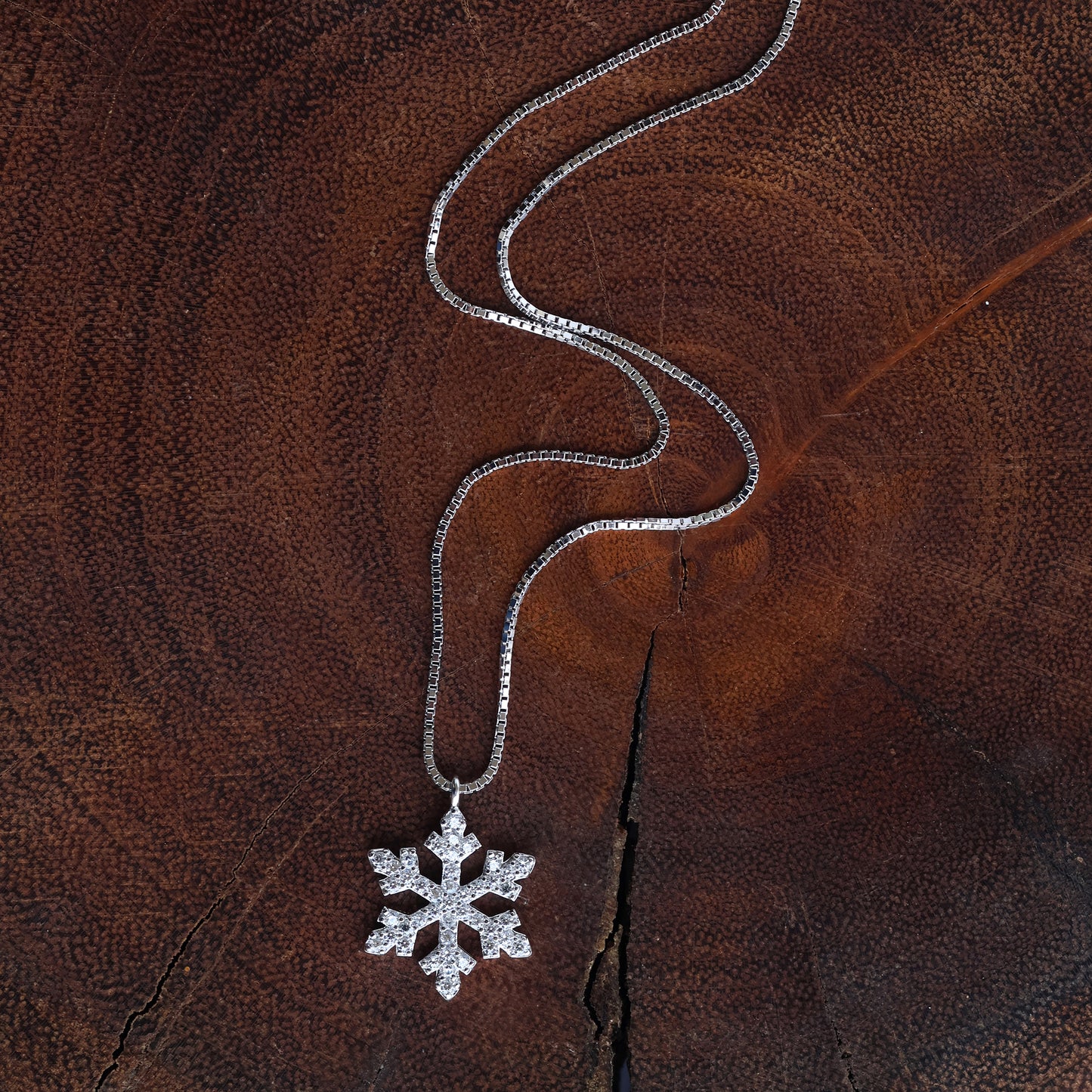 Snowflake Chain