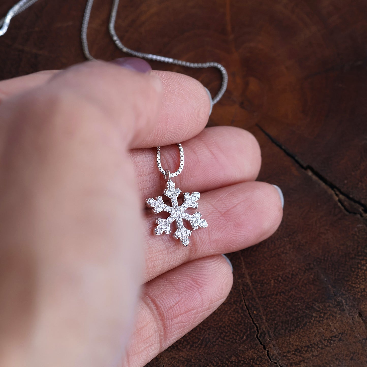 Snowflake Chain