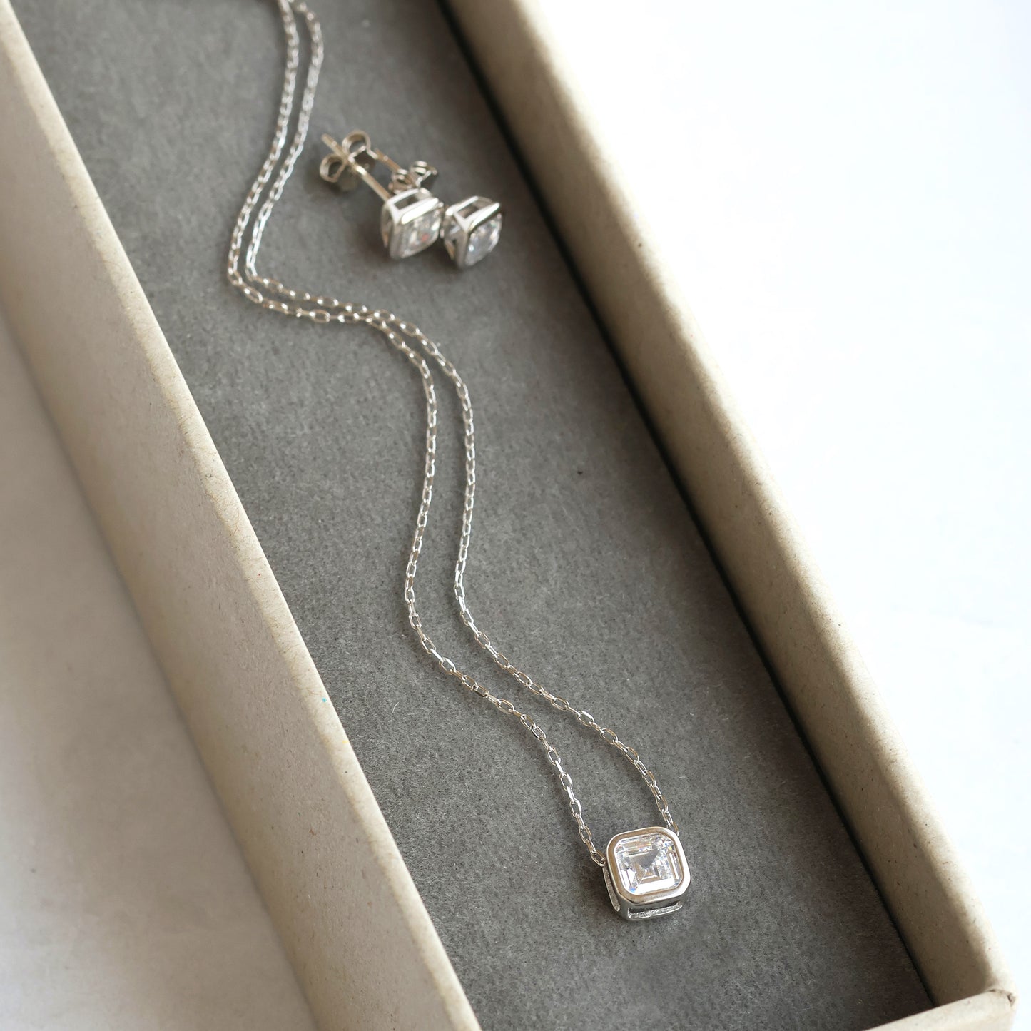 Ziya Chain with Studs