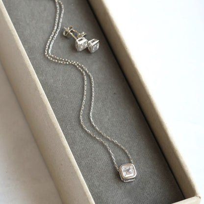 Ziya Chain with Studs
