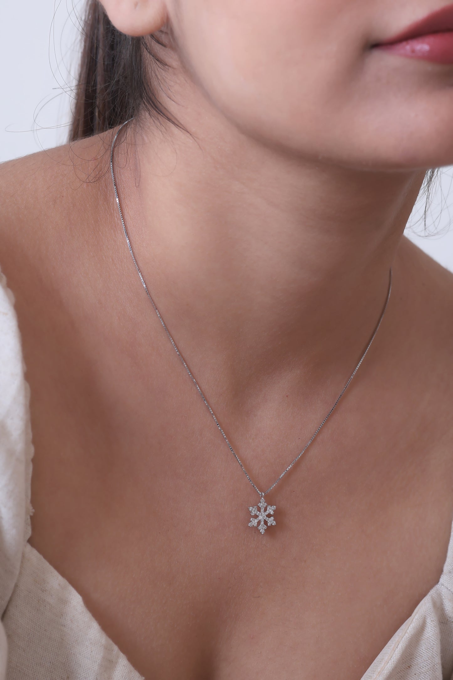 Snowflake Chain