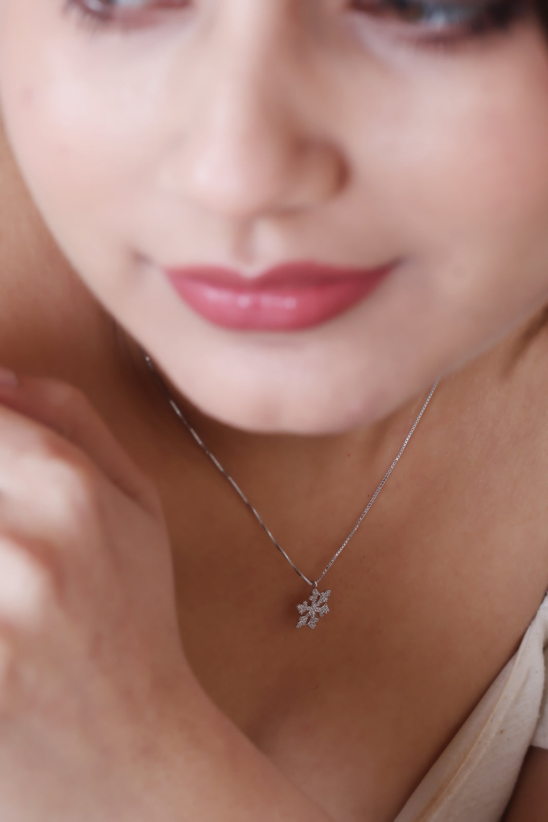 Snowflake Chain