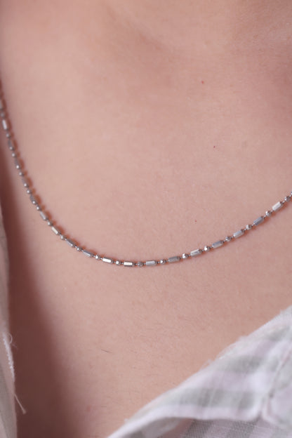 Demi Chain