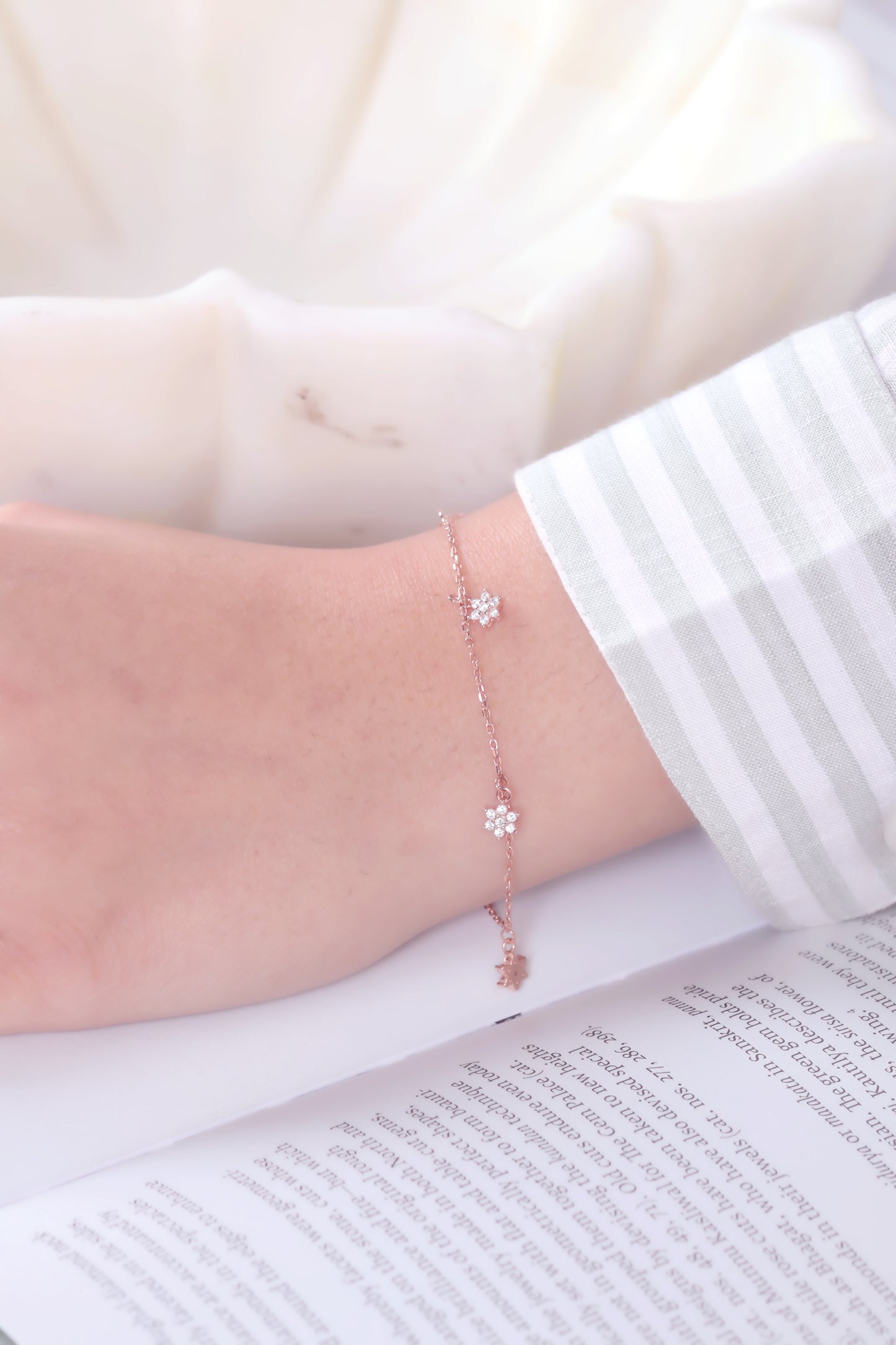 Luna Bracelet