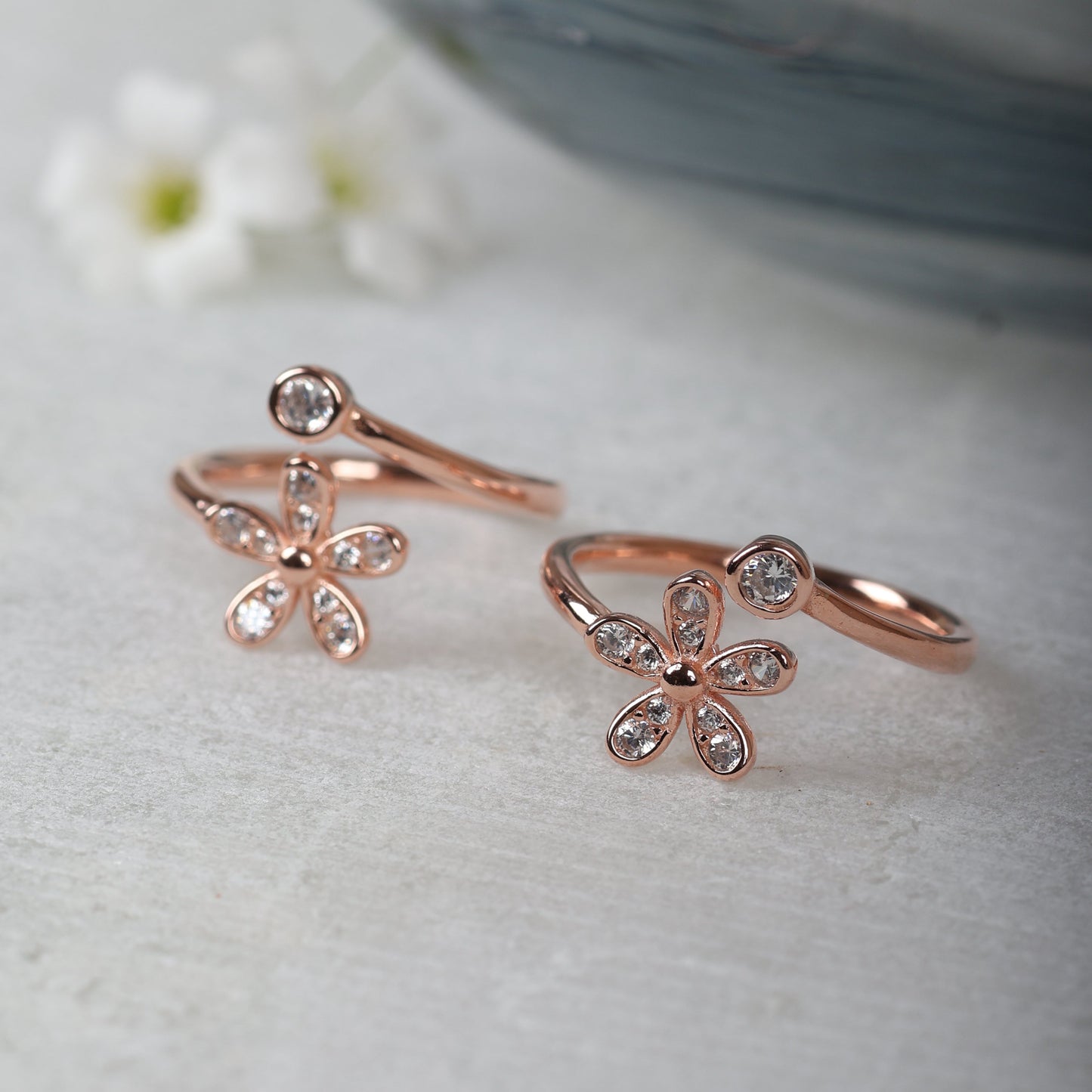 Noor Toe Ring