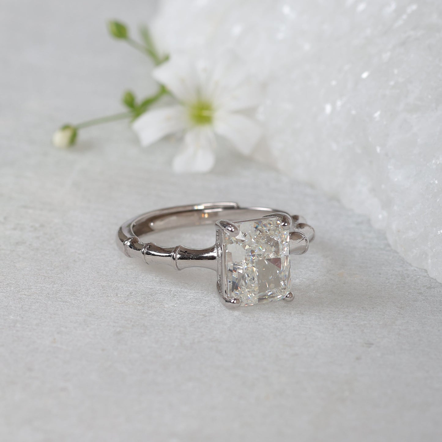 Ora Ring