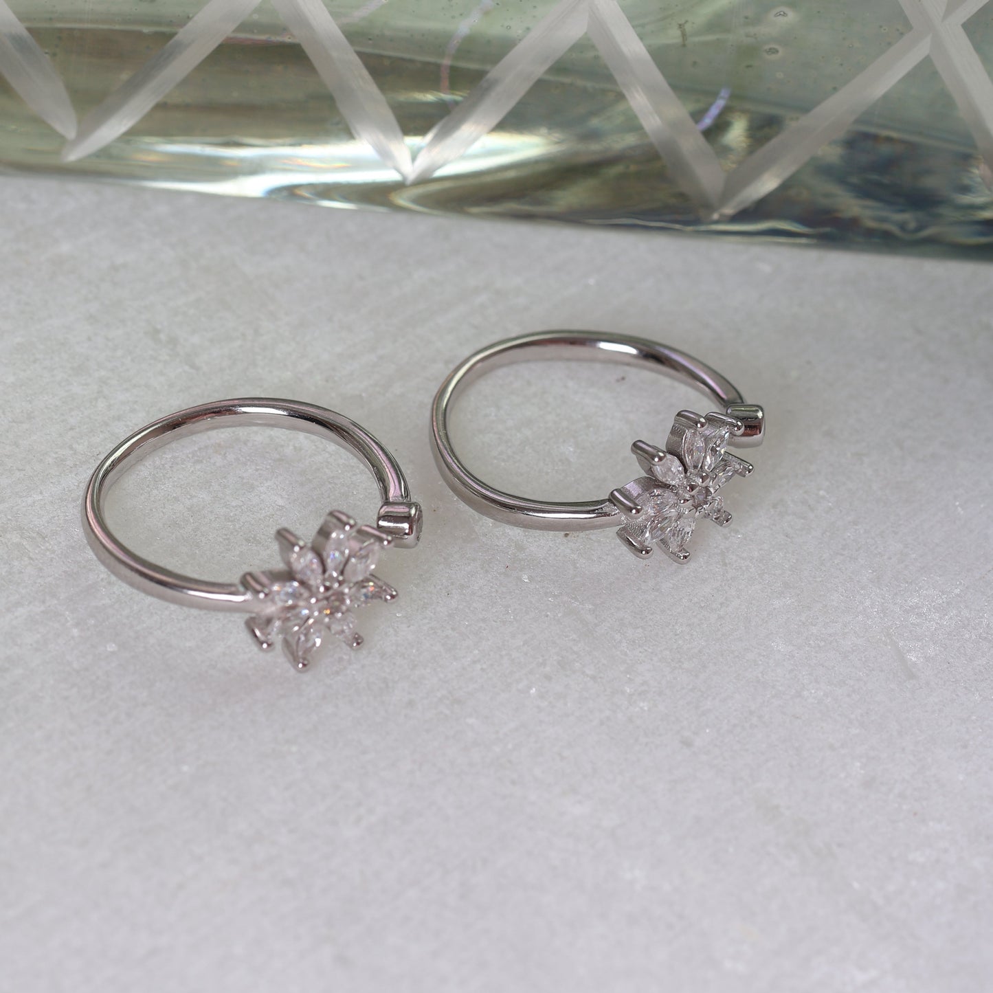 Lila Toe Ring