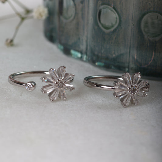 Bina Toe Ring