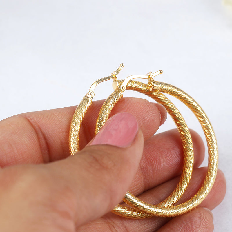 Tess Hoop Earrings