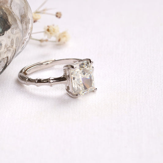 Ora Ring