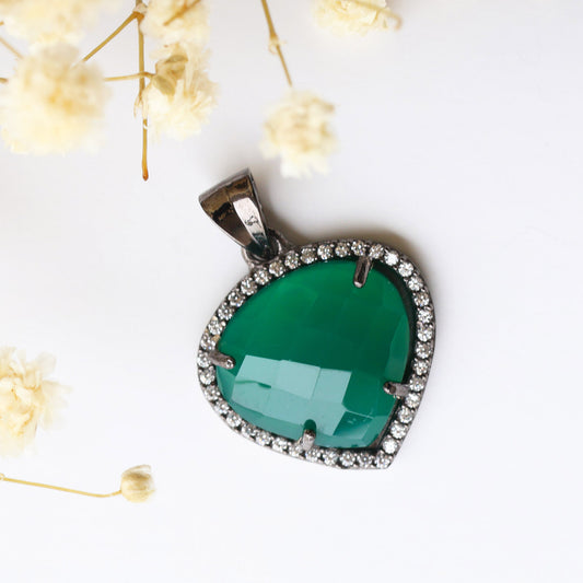 Saga Pendant