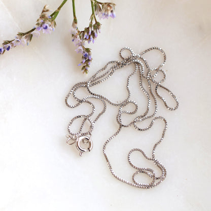 Lily Chain