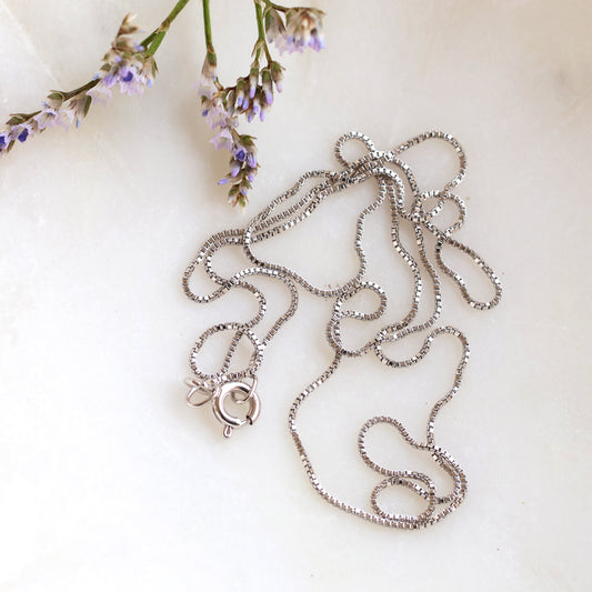 Lily Chain