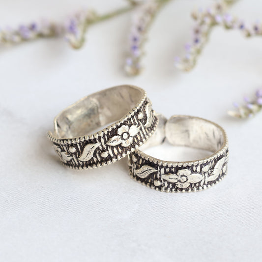 Jaya Toe Rings
