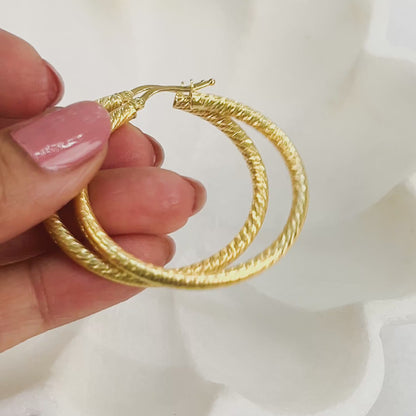 Tess Hoop Earrings