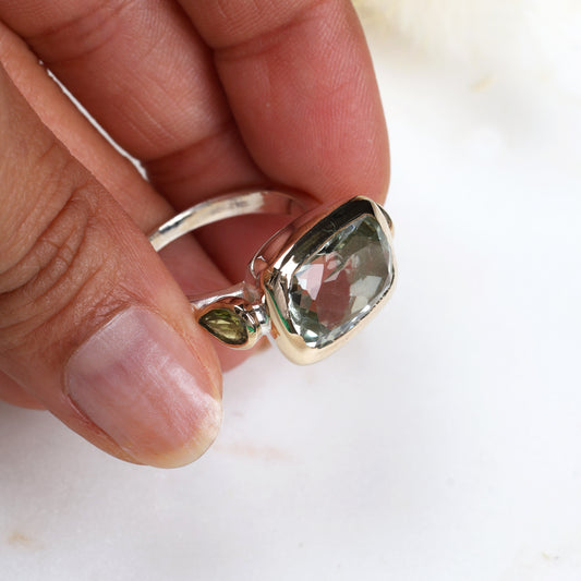 Vale Aquamarine Ring